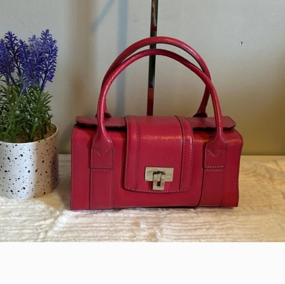 Structured Pink Leather Satchel with Top Handle - Picture 3 of 10